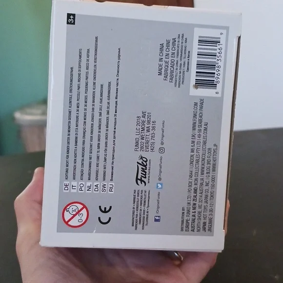 FLCL  Naota Funko Pop 457 - Picture 5 of 7
